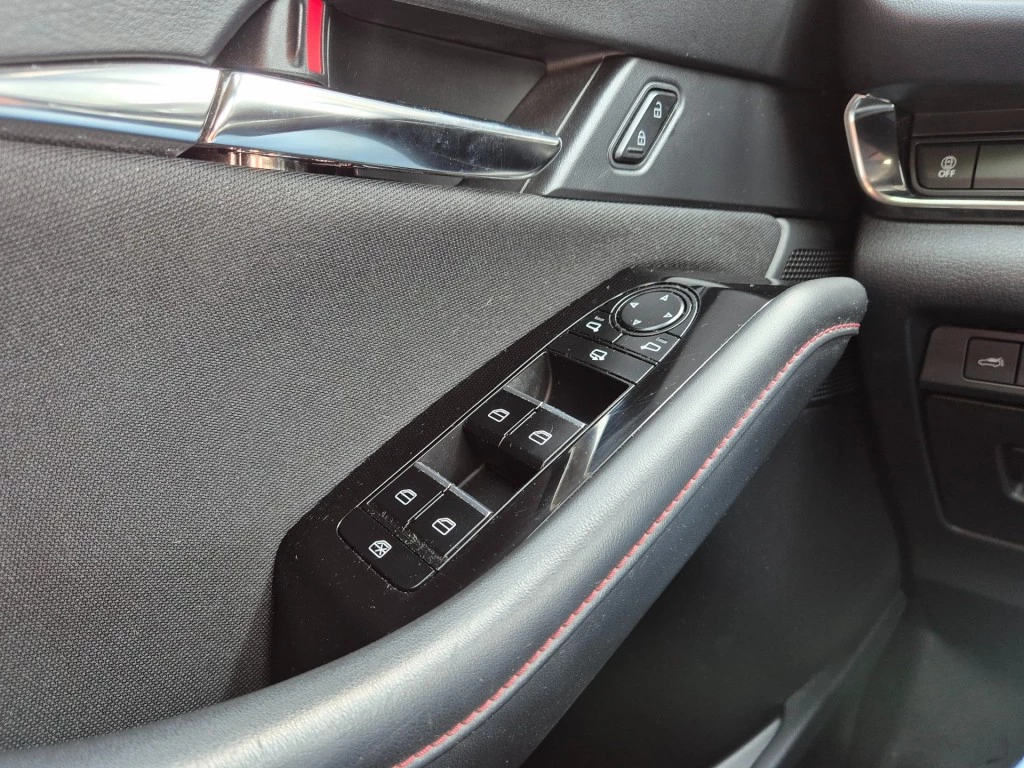 Hoofdafbeelding Mazda CX-30