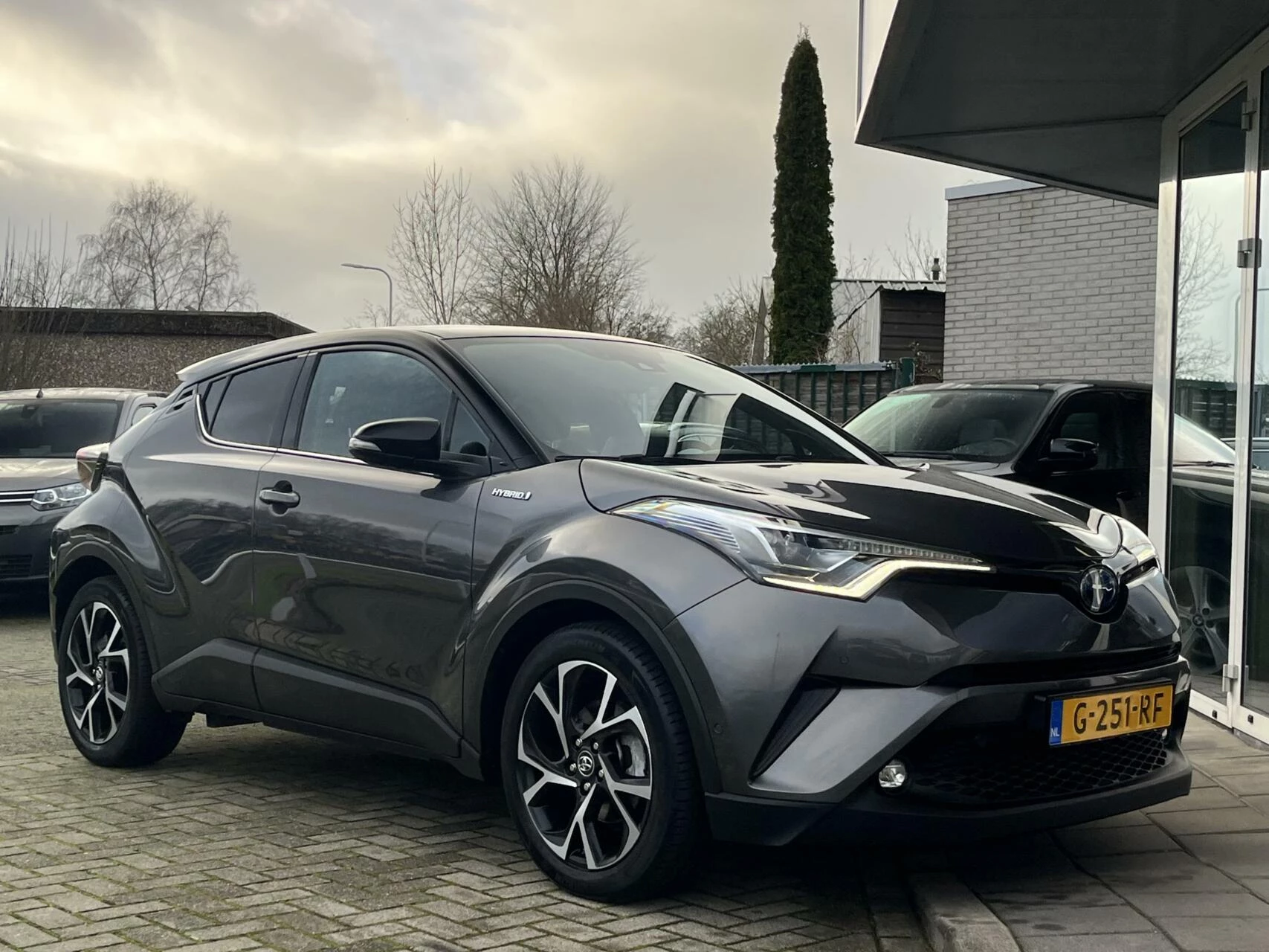 Hoofdafbeelding Toyota C-HR