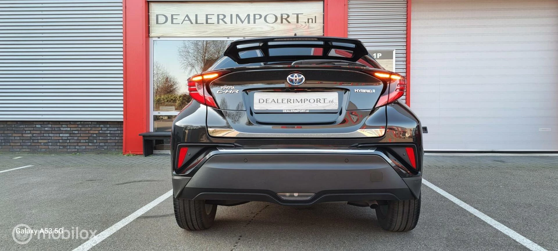 Hoofdafbeelding Toyota C-HR