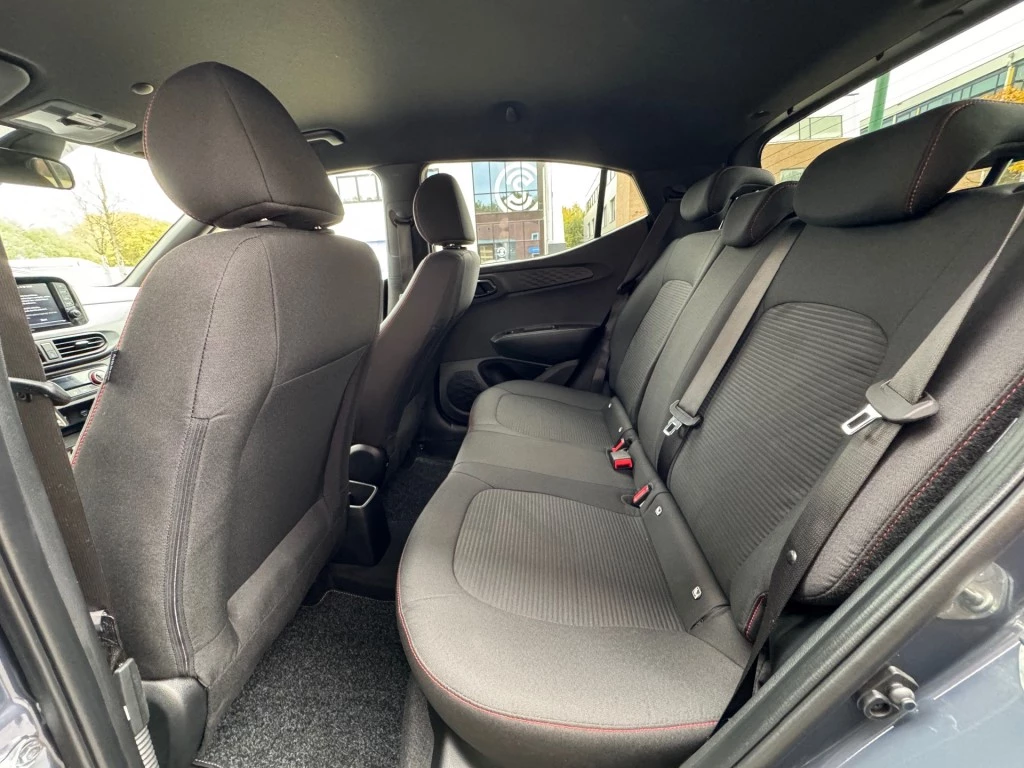 Hoofdafbeelding Hyundai i10
