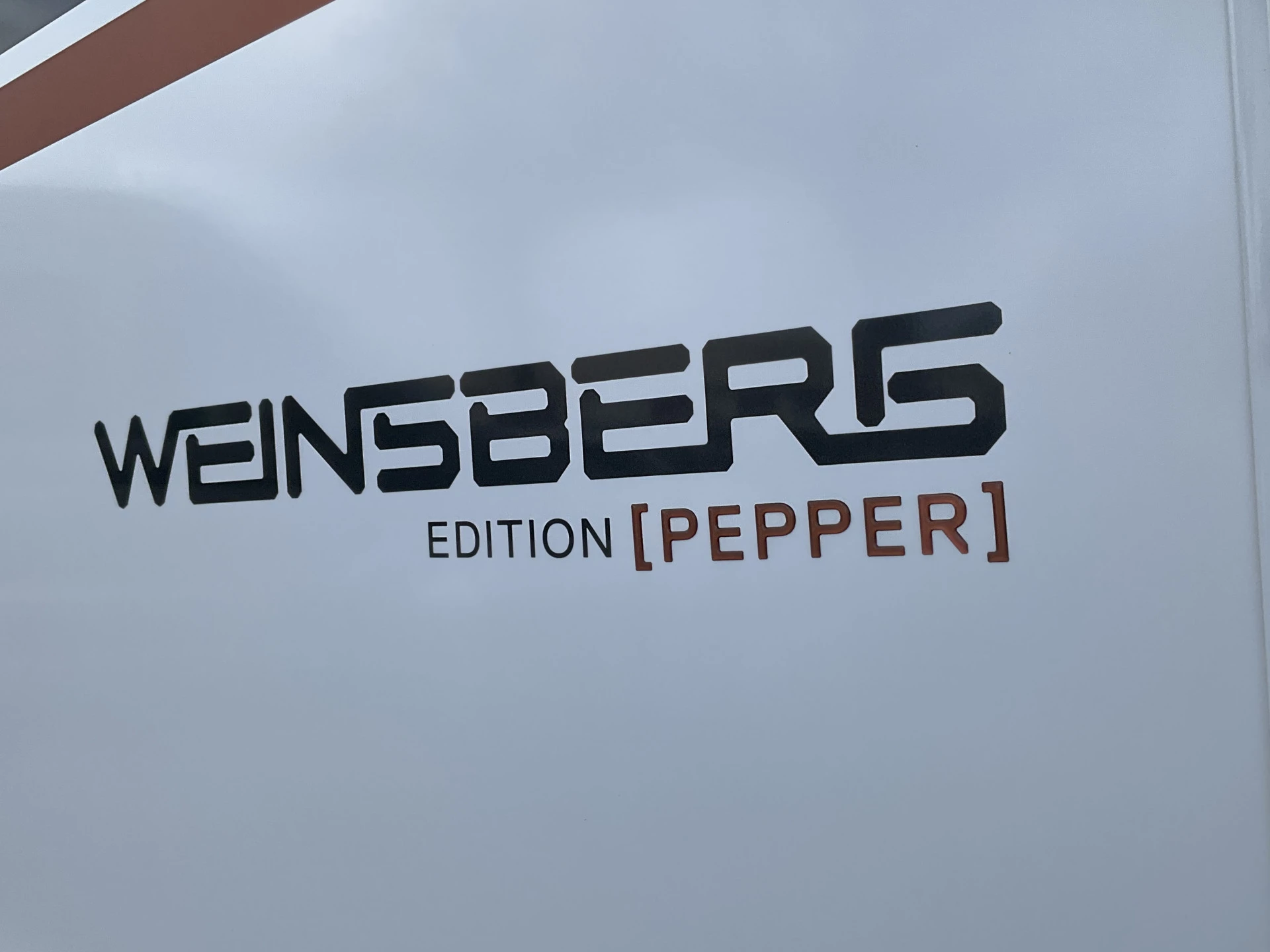 Hoofdafbeelding Weinsberg R57