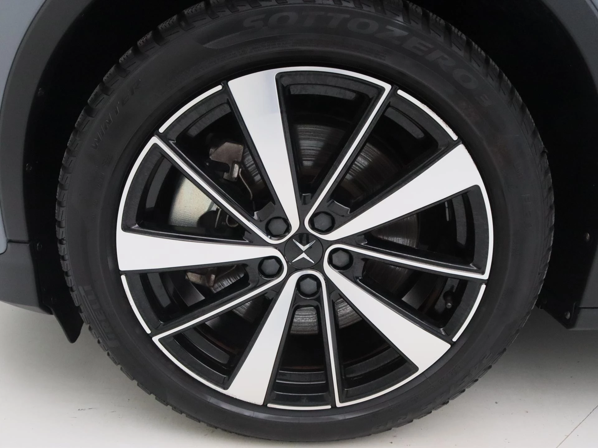 Hoofdafbeelding Polestar 2