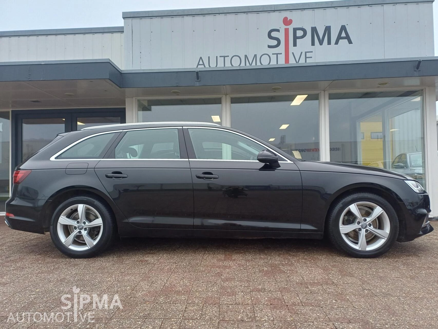 Hoofdafbeelding Audi A4