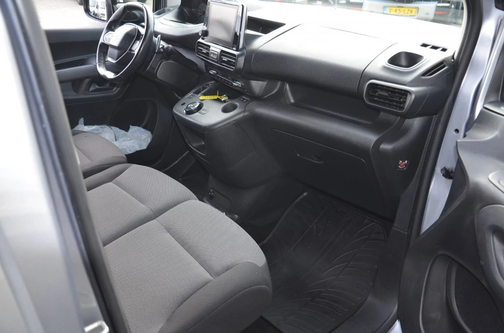 Hoofdafbeelding Peugeot Partner