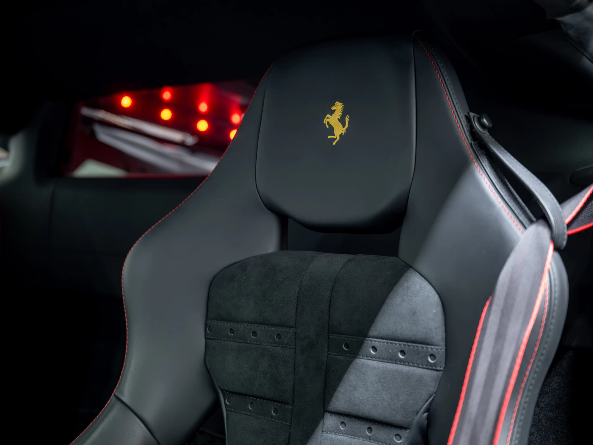 Hoofdafbeelding Ferrari F8 Tributo