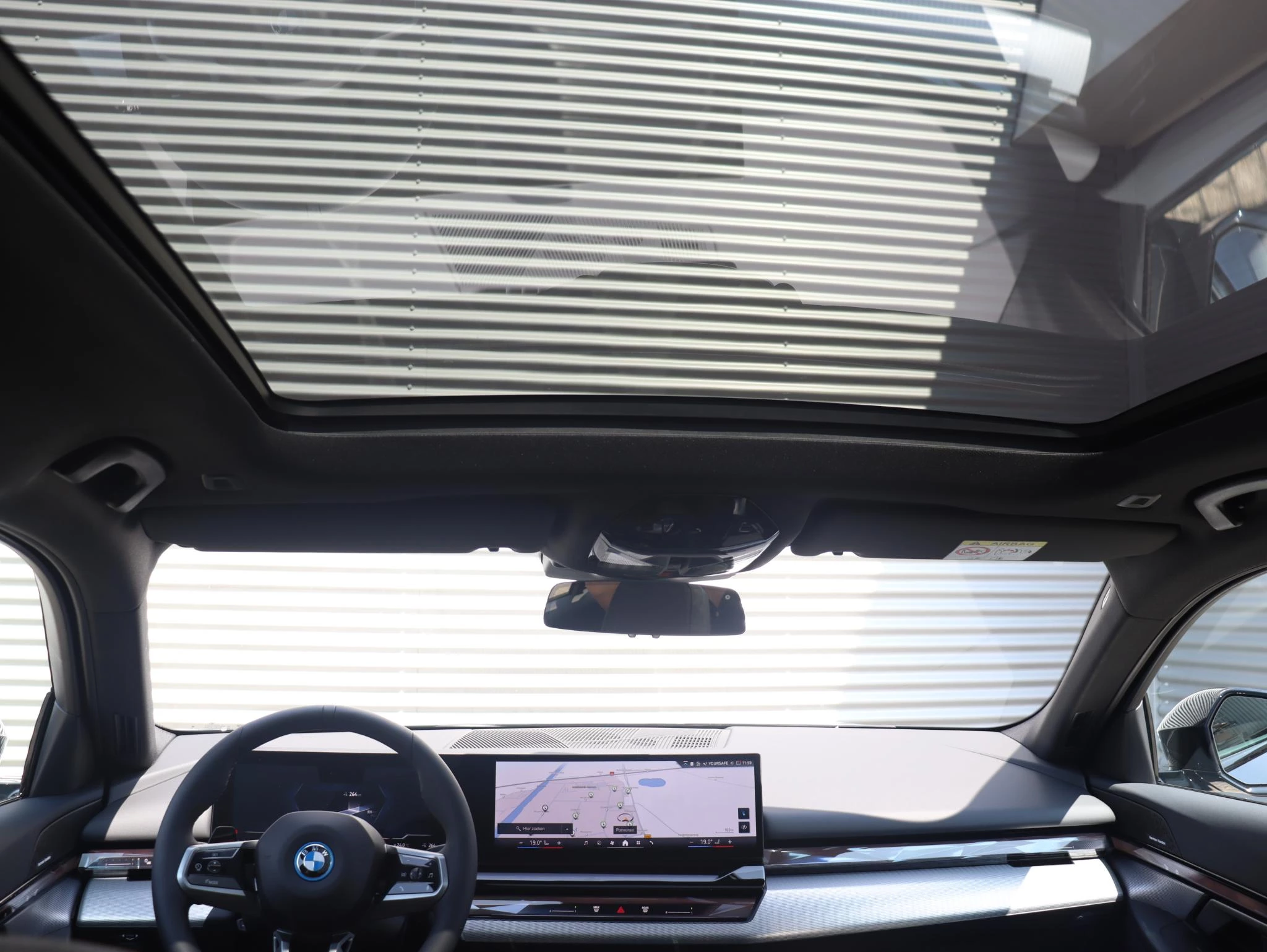 Hoofdafbeelding BMW i5