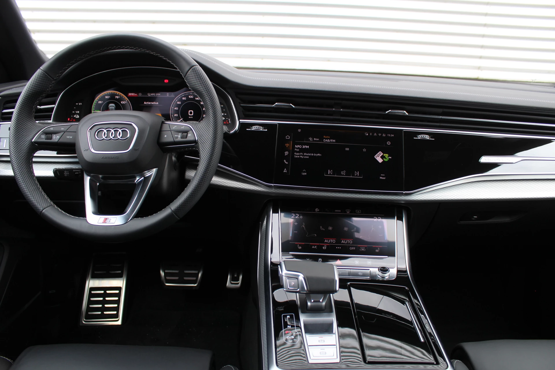 Hoofdafbeelding Audi Q8