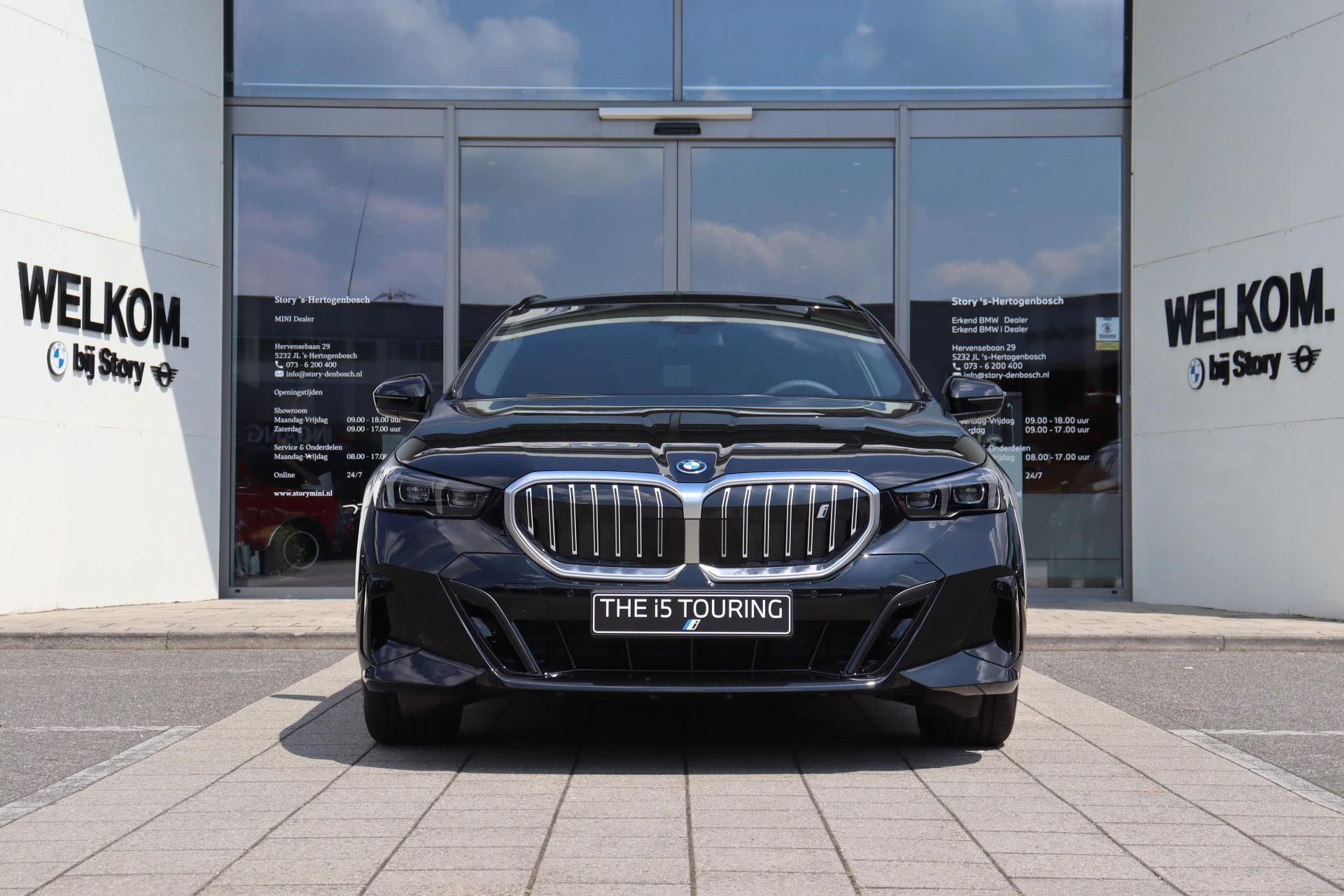 Hoofdafbeelding BMW i5