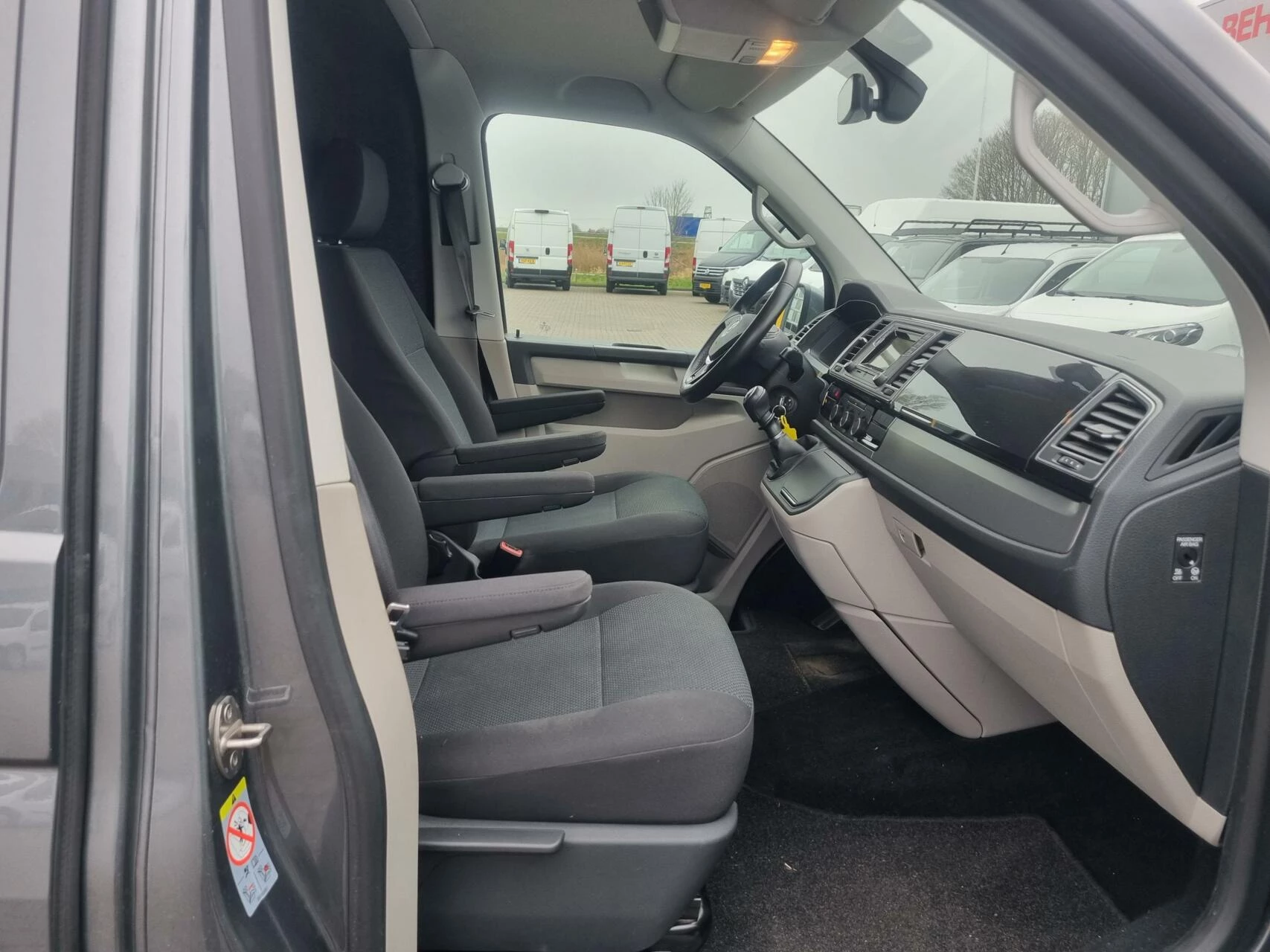 Hoofdafbeelding Volkswagen Transporter