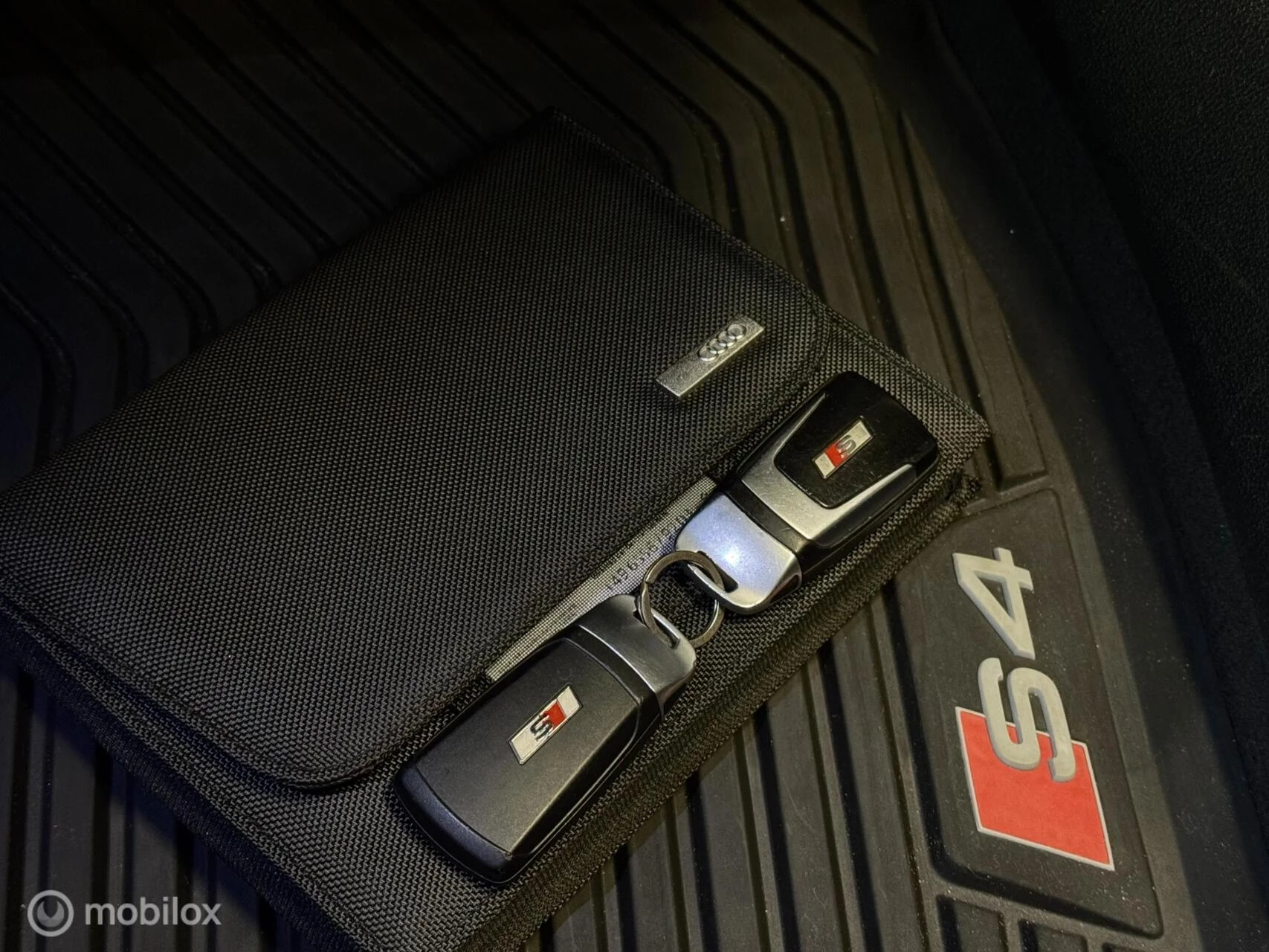 Hoofdafbeelding Audi S4