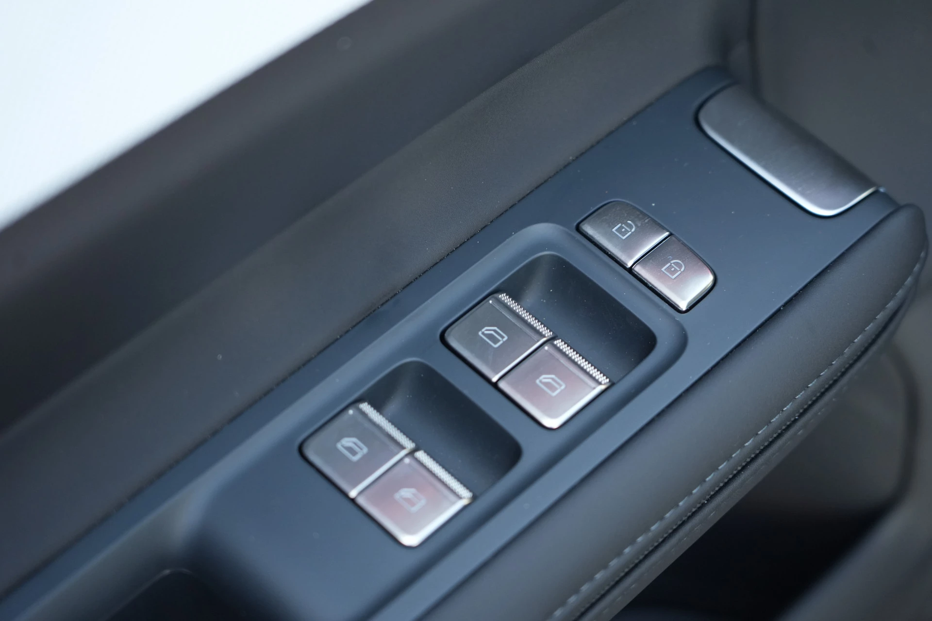 Hoofdafbeelding Polestar 4
