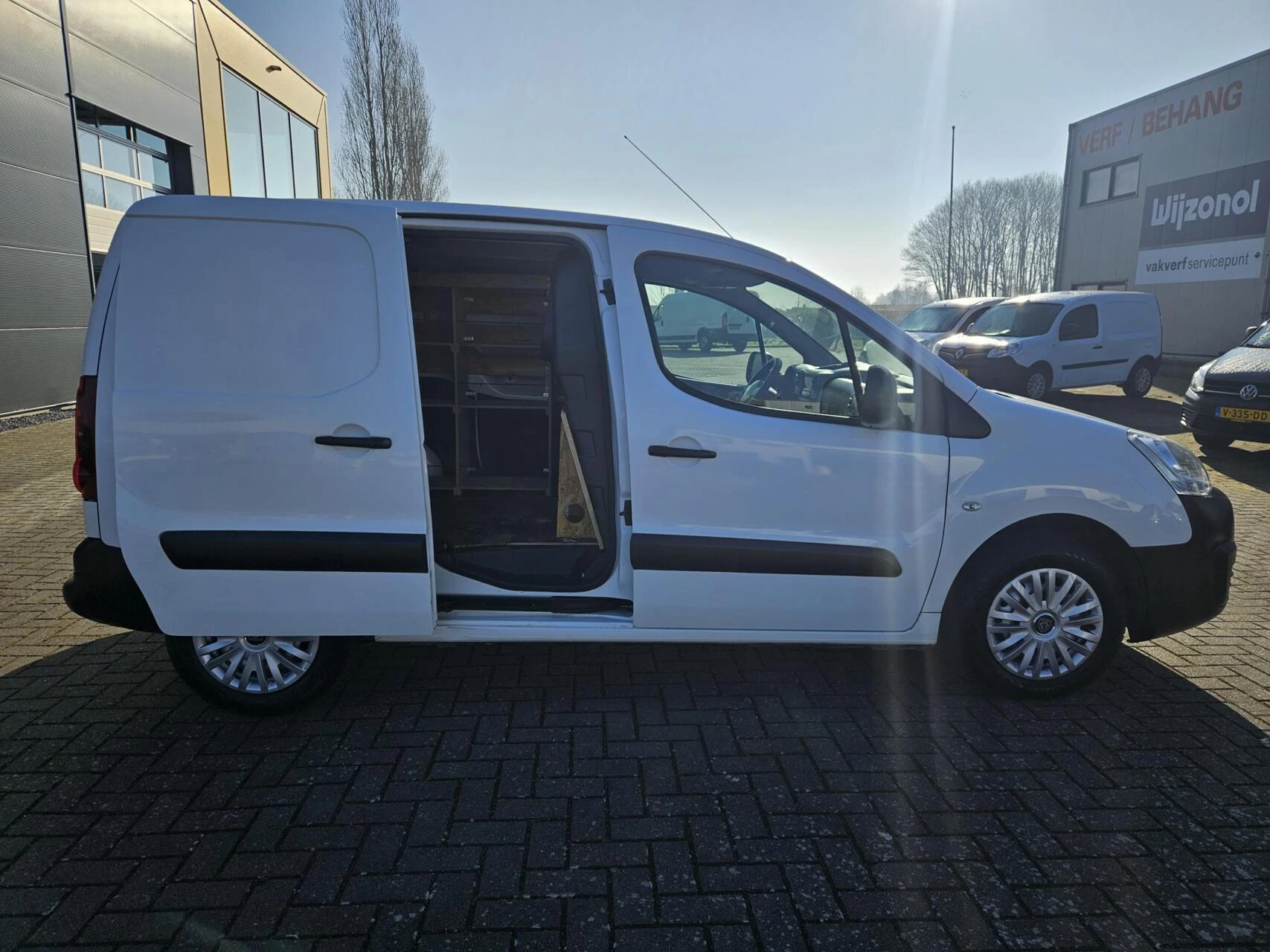 Hoofdafbeelding Peugeot Partner