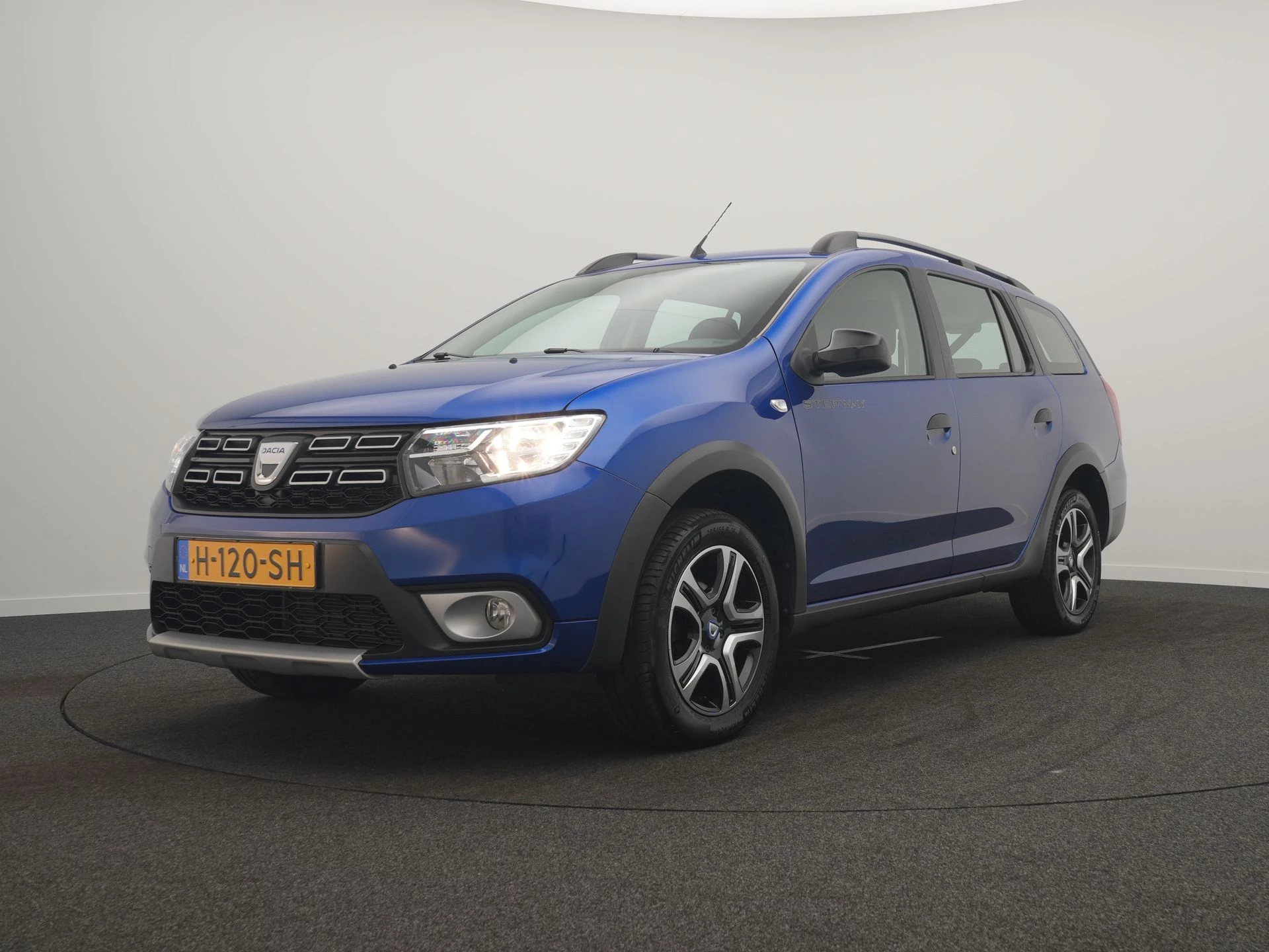 Hoofdafbeelding Dacia Logan