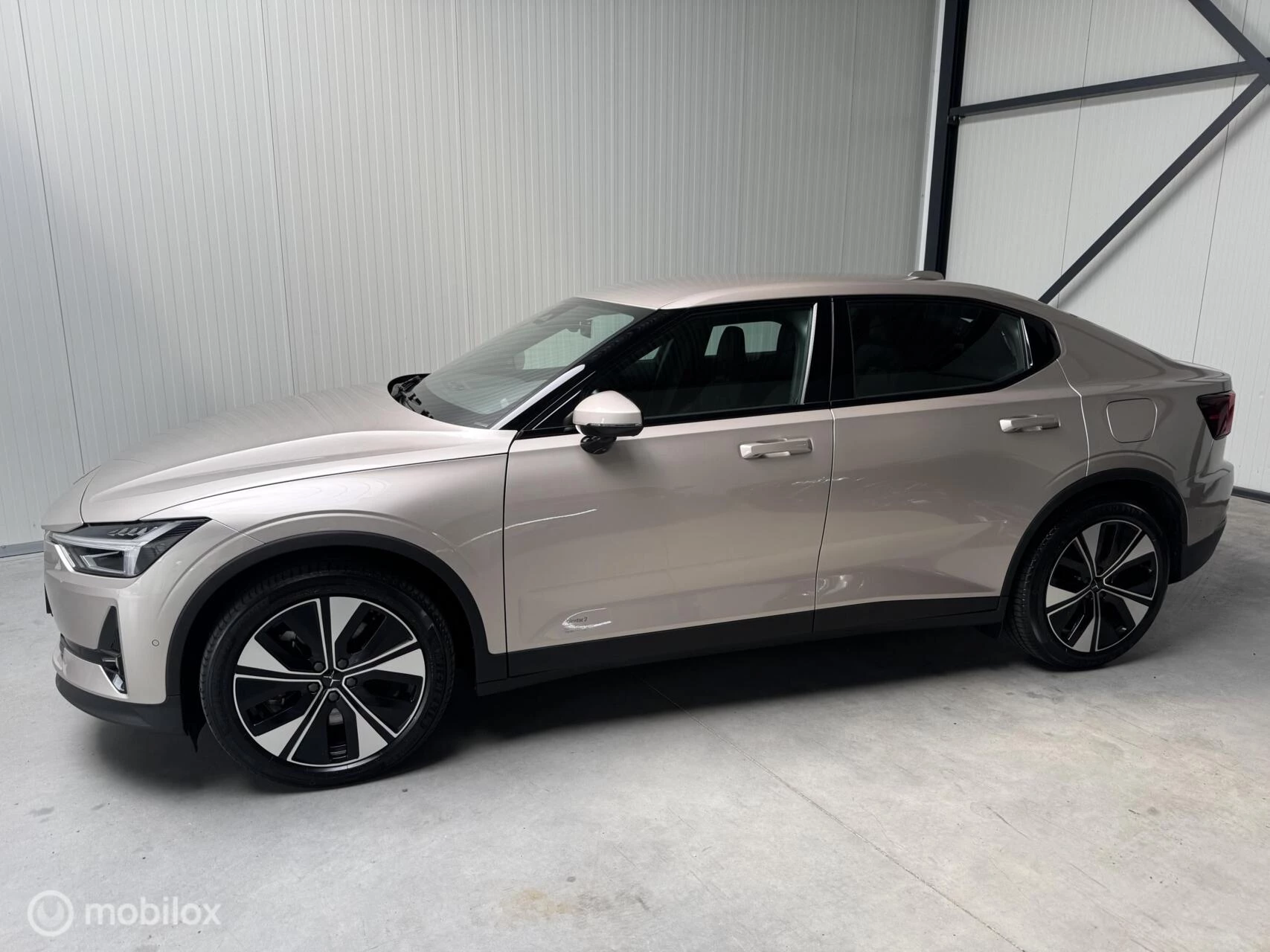 Hoofdafbeelding Polestar 2