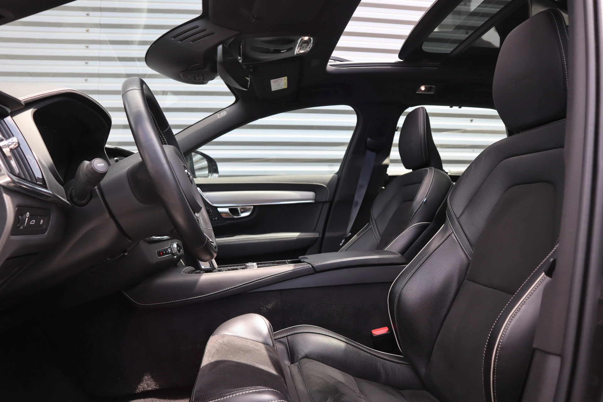 Hoofdafbeelding Volvo V90