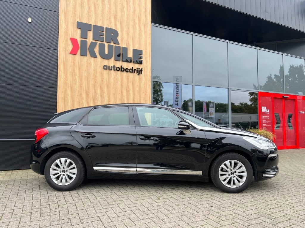 Hoofdafbeelding DS DS 5