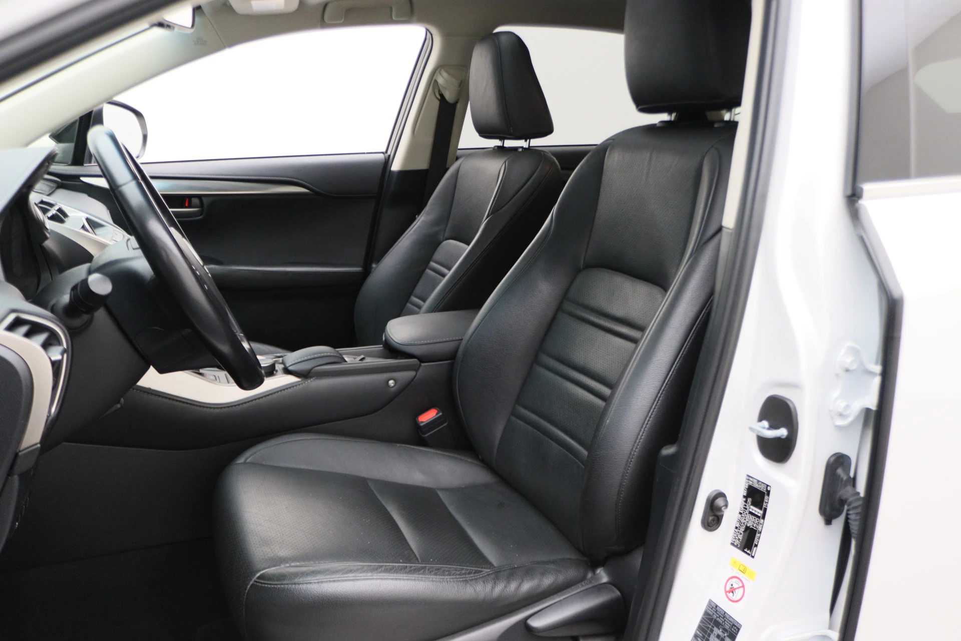 Hoofdafbeelding Lexus NX