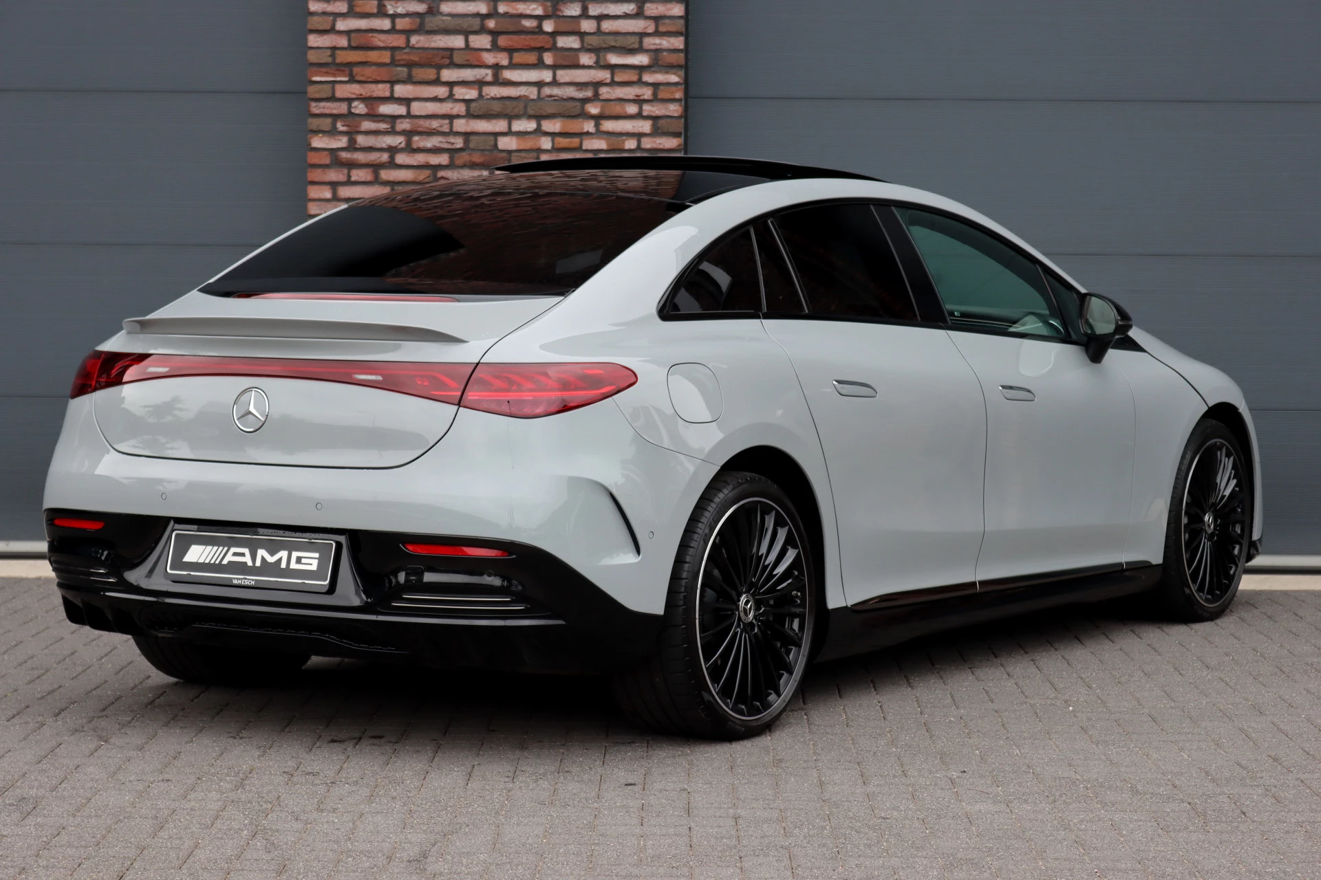 Hoofdafbeelding Mercedes-Benz EQE