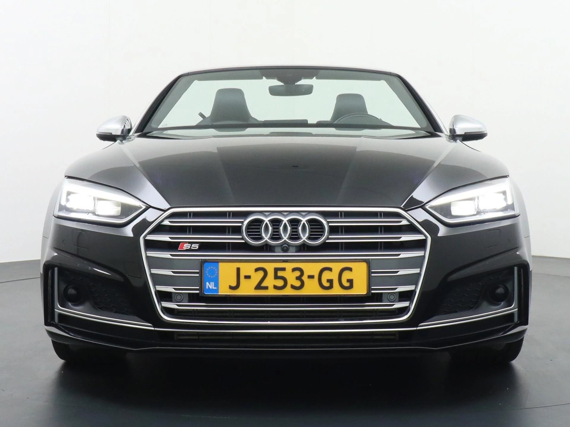 Hoofdafbeelding Audi S5