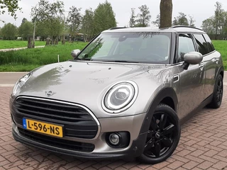 Hoofdafbeelding MINI Clubman MINI Clubman Cooper 1.5 136pk Airco Cruise-control Navigatie Bluetooth