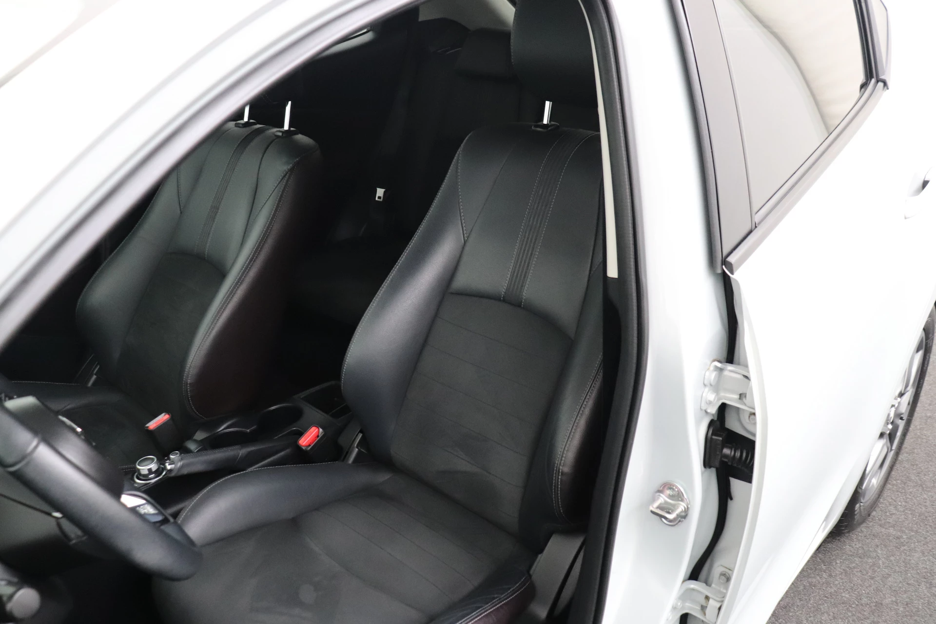 Hoofdafbeelding Mazda 2