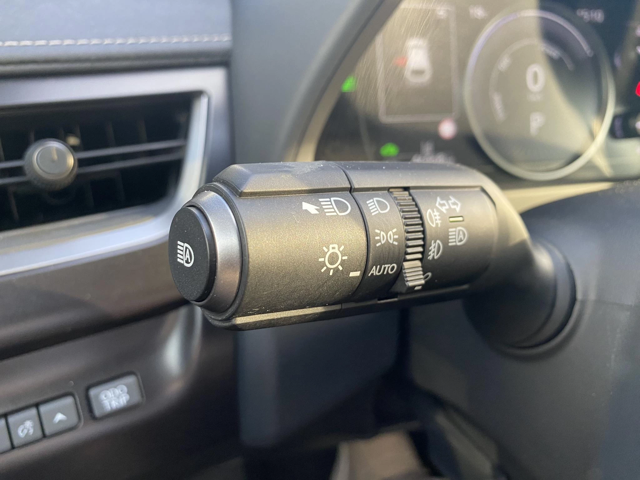 Hoofdafbeelding Lexus UX