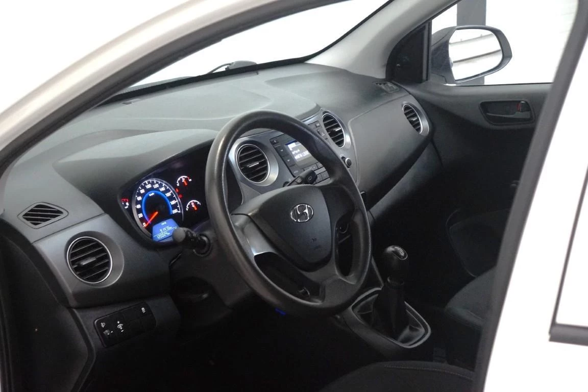 Hoofdafbeelding Hyundai i10