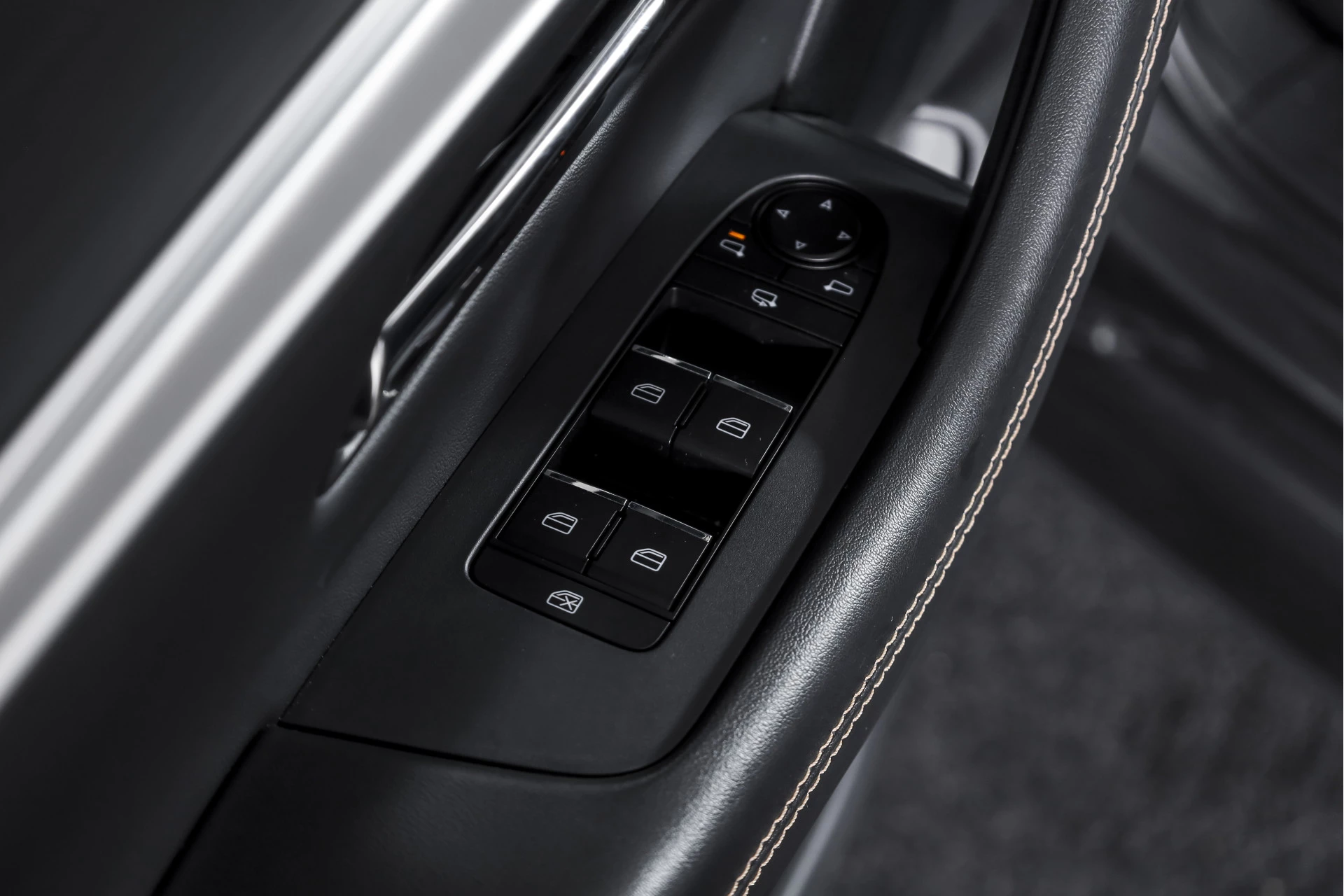 Hoofdafbeelding Mazda CX-80