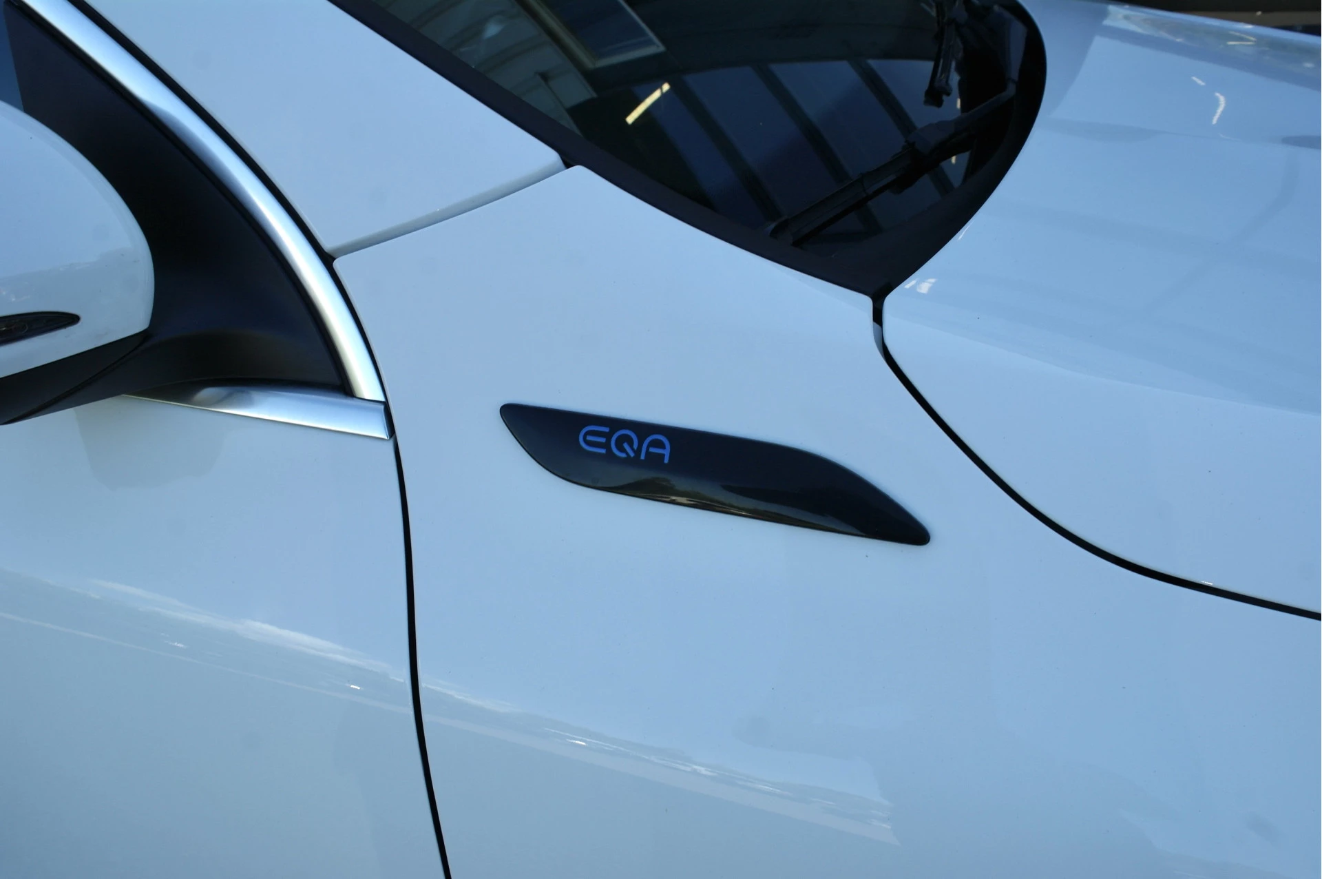 Hoofdafbeelding Mercedes-Benz EQA
