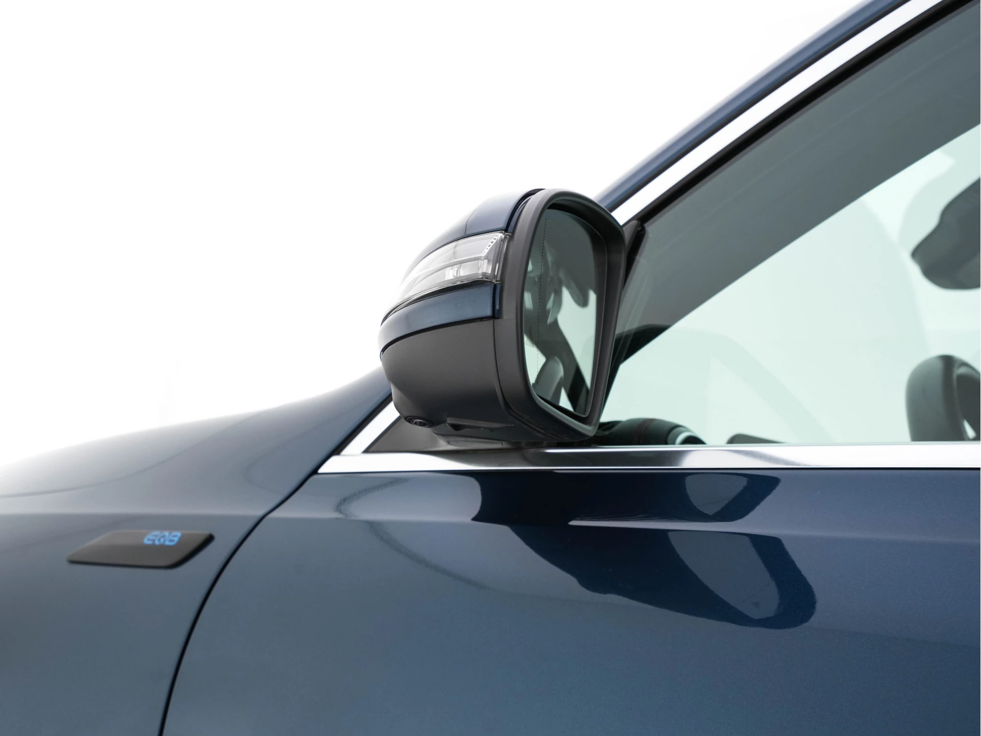 Hoofdafbeelding Mercedes-Benz EQB