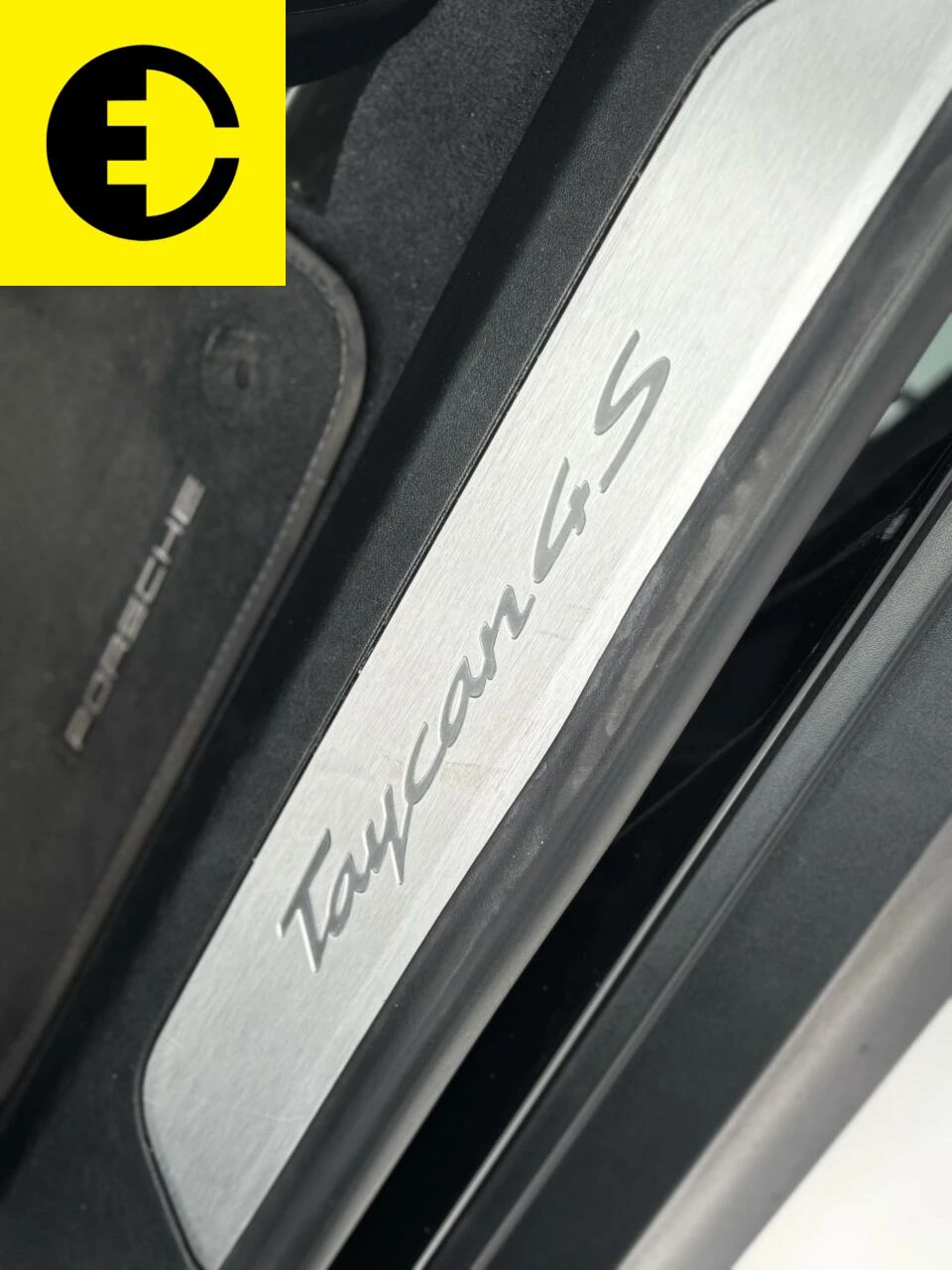 Hoofdafbeelding Porsche Taycan