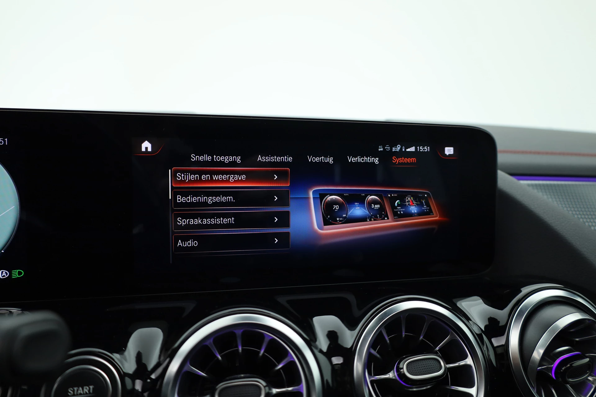 Hoofdafbeelding Mercedes-Benz EQA