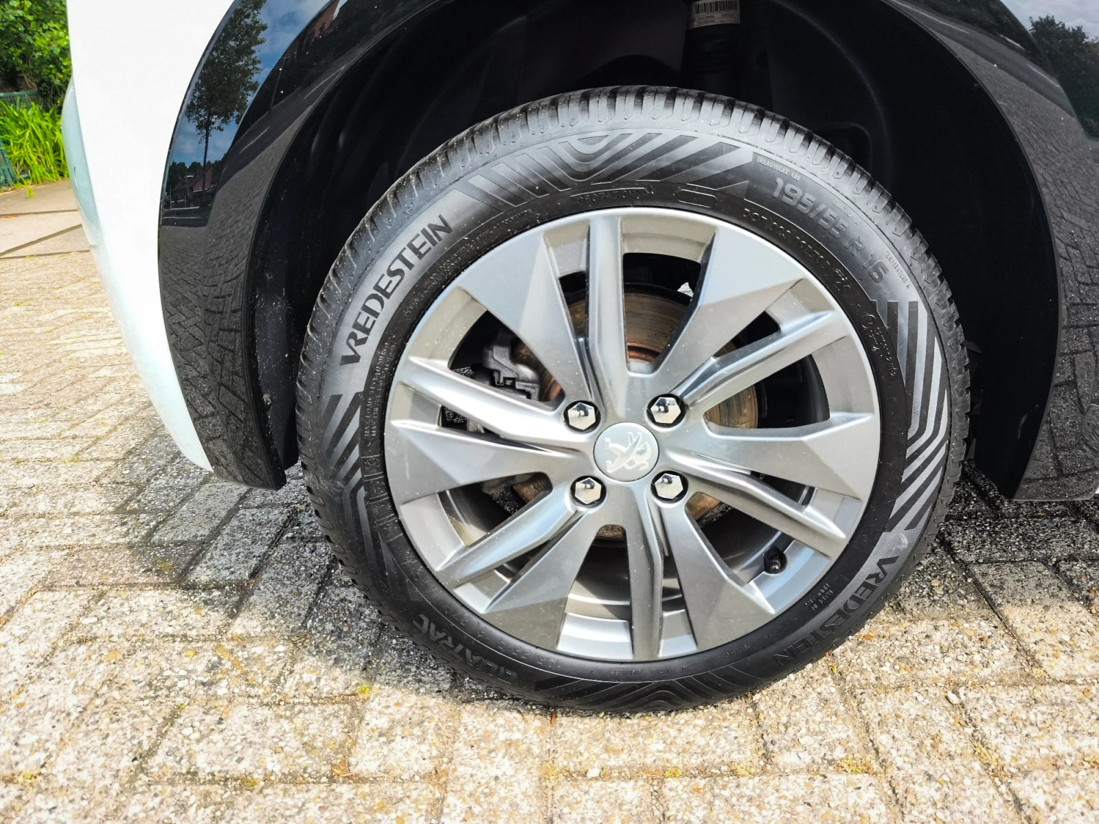 Hoofdafbeelding Peugeot e-208