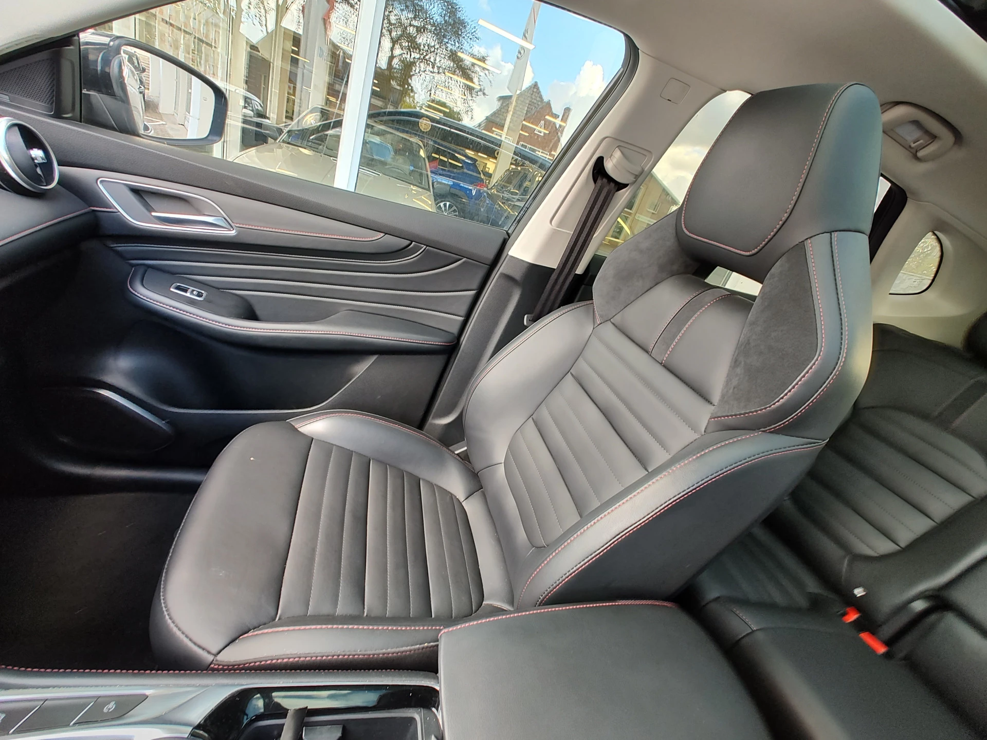 Hoofdafbeelding MG EHS