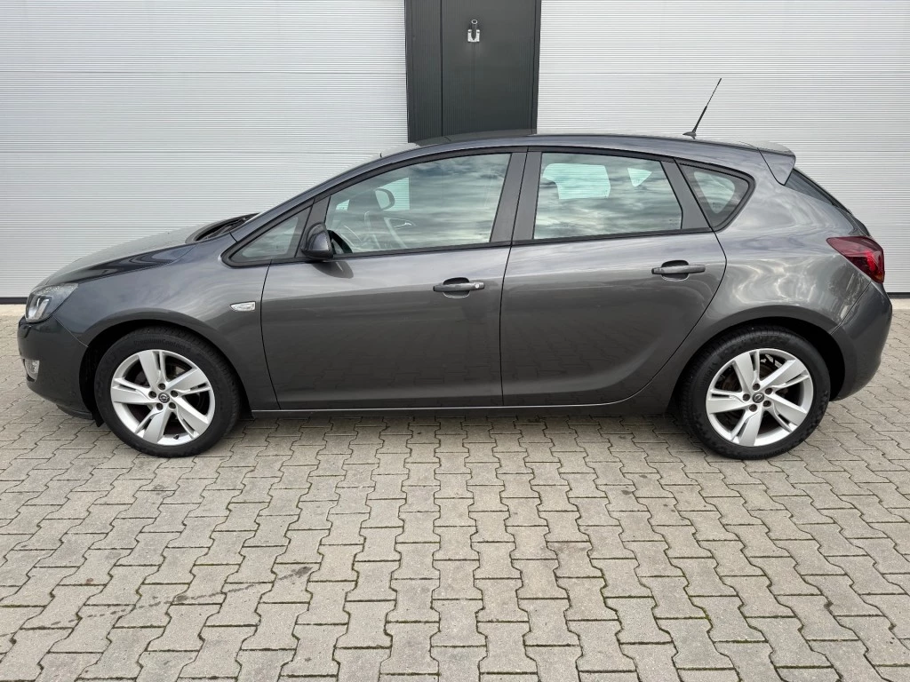 Hoofdafbeelding Opel Astra