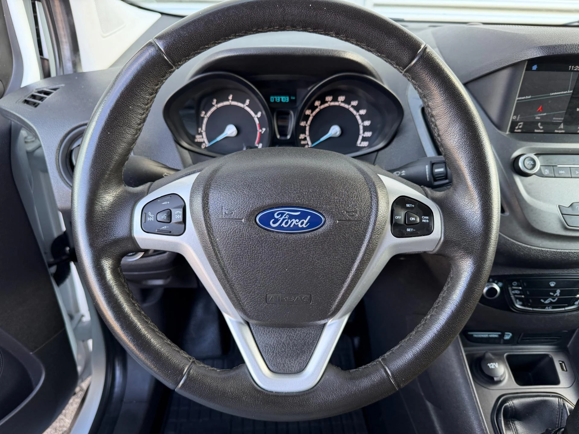 Hoofdafbeelding Ford Transit Courier