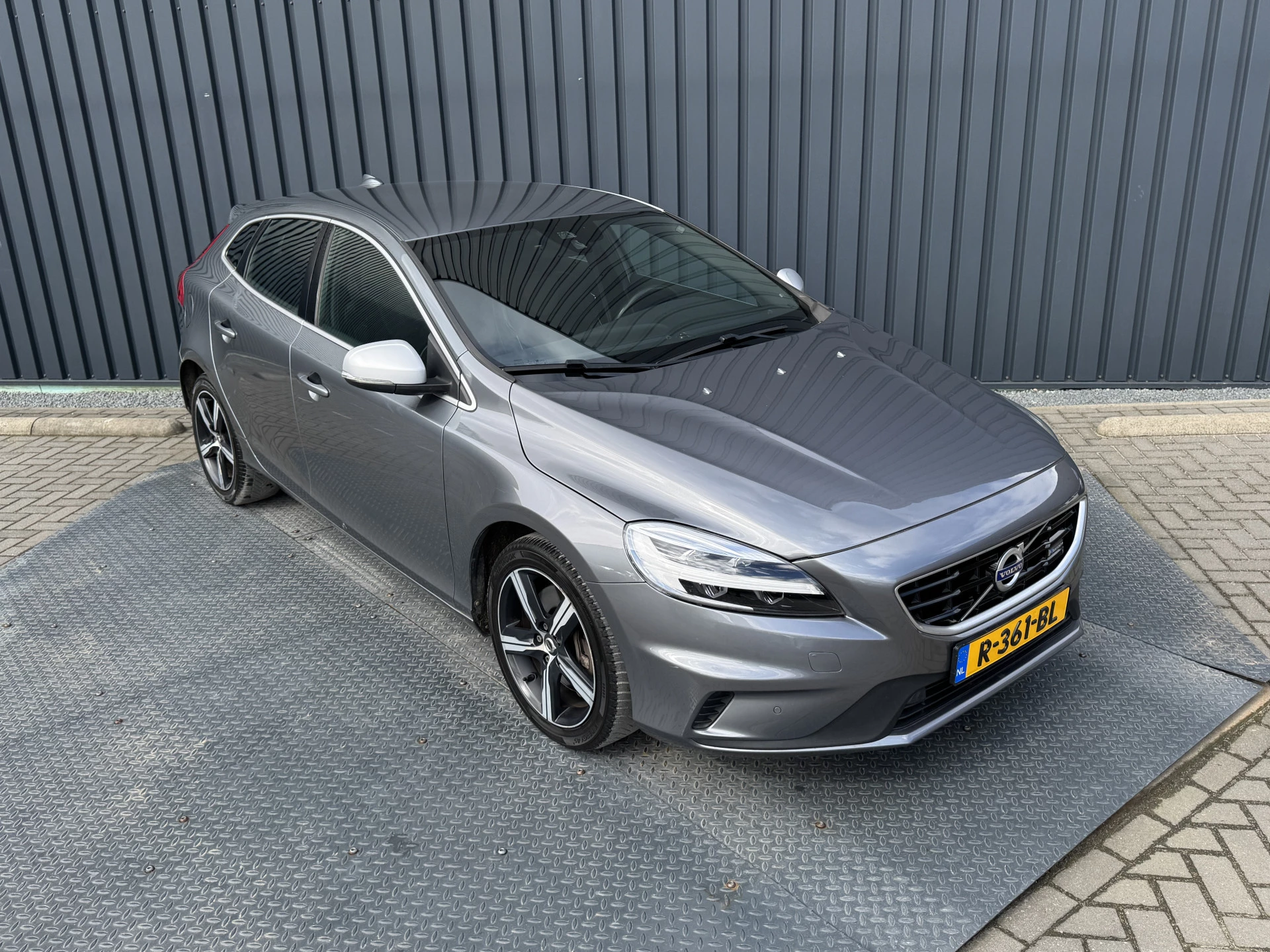 Hoofdafbeelding Volvo V40