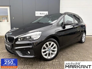 BMW 2-serie Active Tourer 225xe Trekhaak / Head-Up / Navi