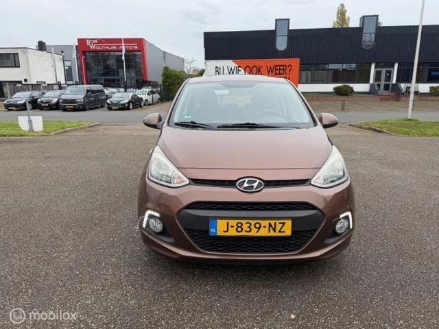 Hoofdafbeelding Hyundai i10