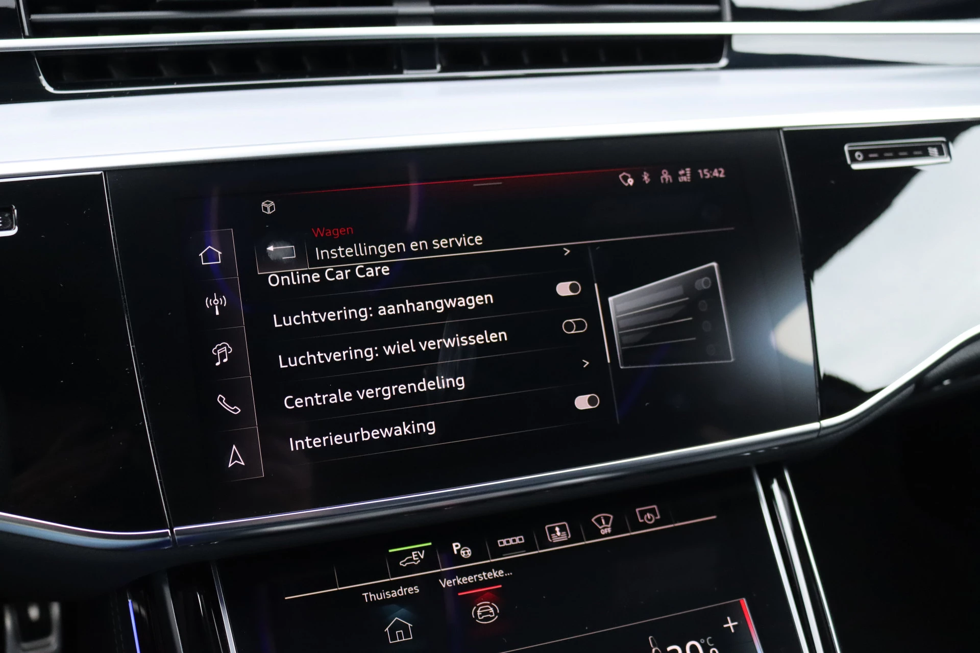 Hoofdafbeelding Audi A8