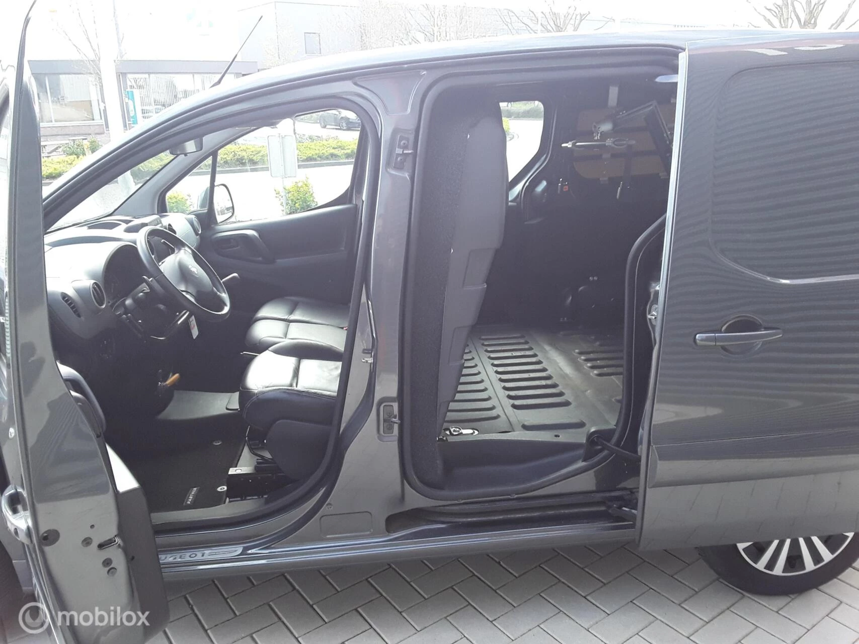 Hoofdafbeelding Peugeot Partner