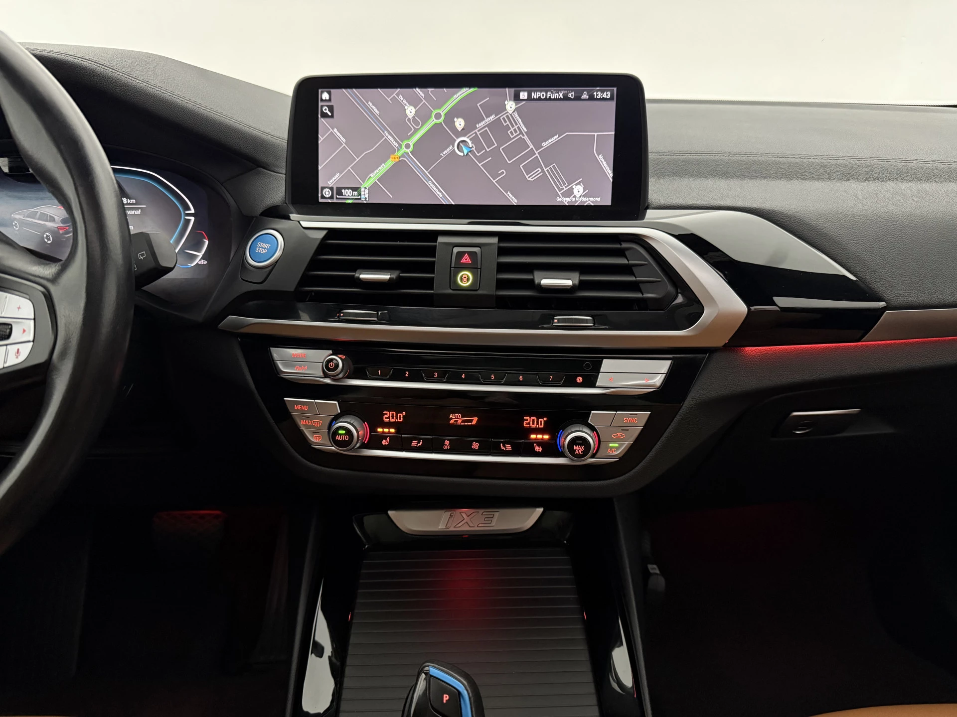 Hoofdafbeelding BMW iX3