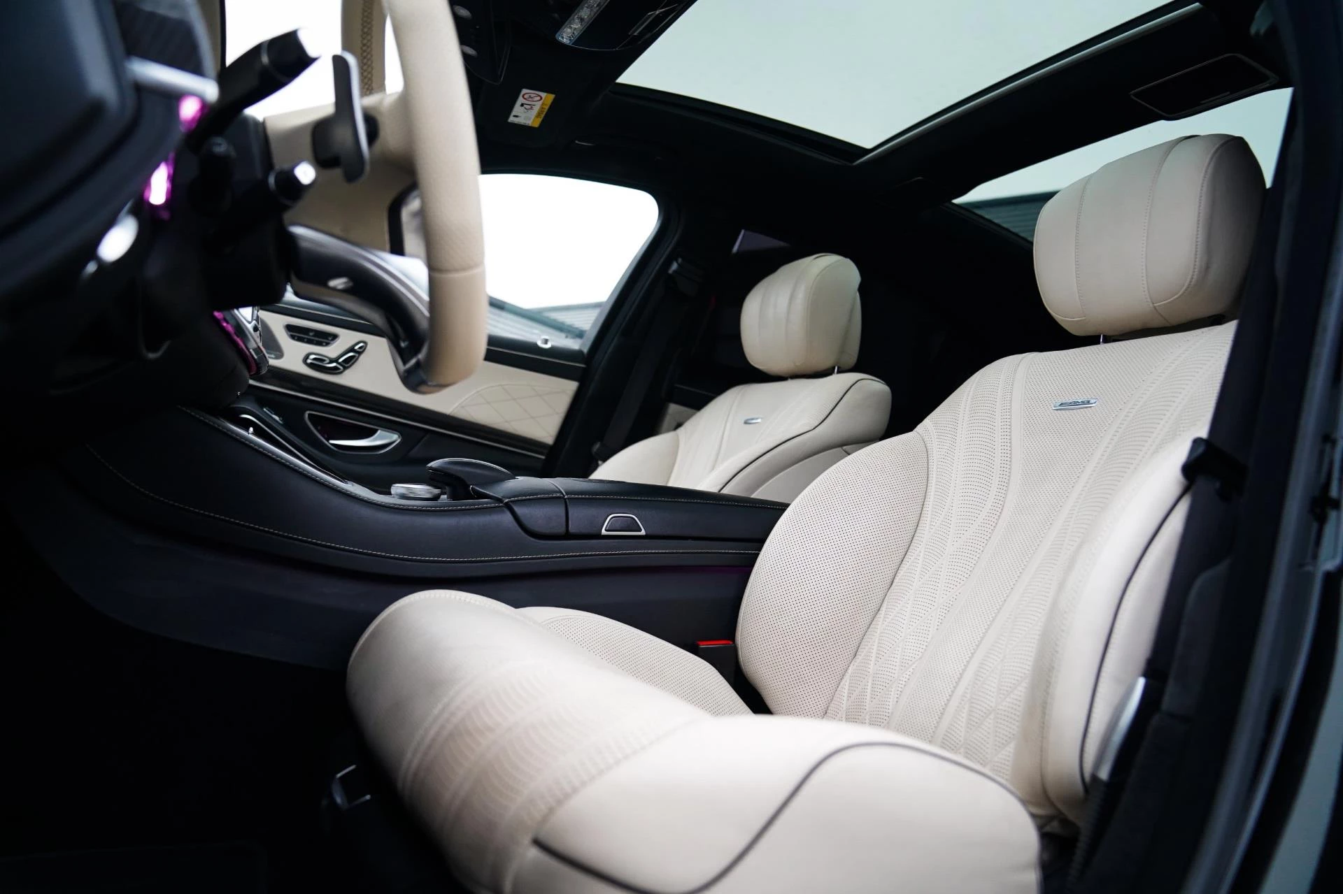 Hoofdafbeelding Mercedes-Benz S-Klasse