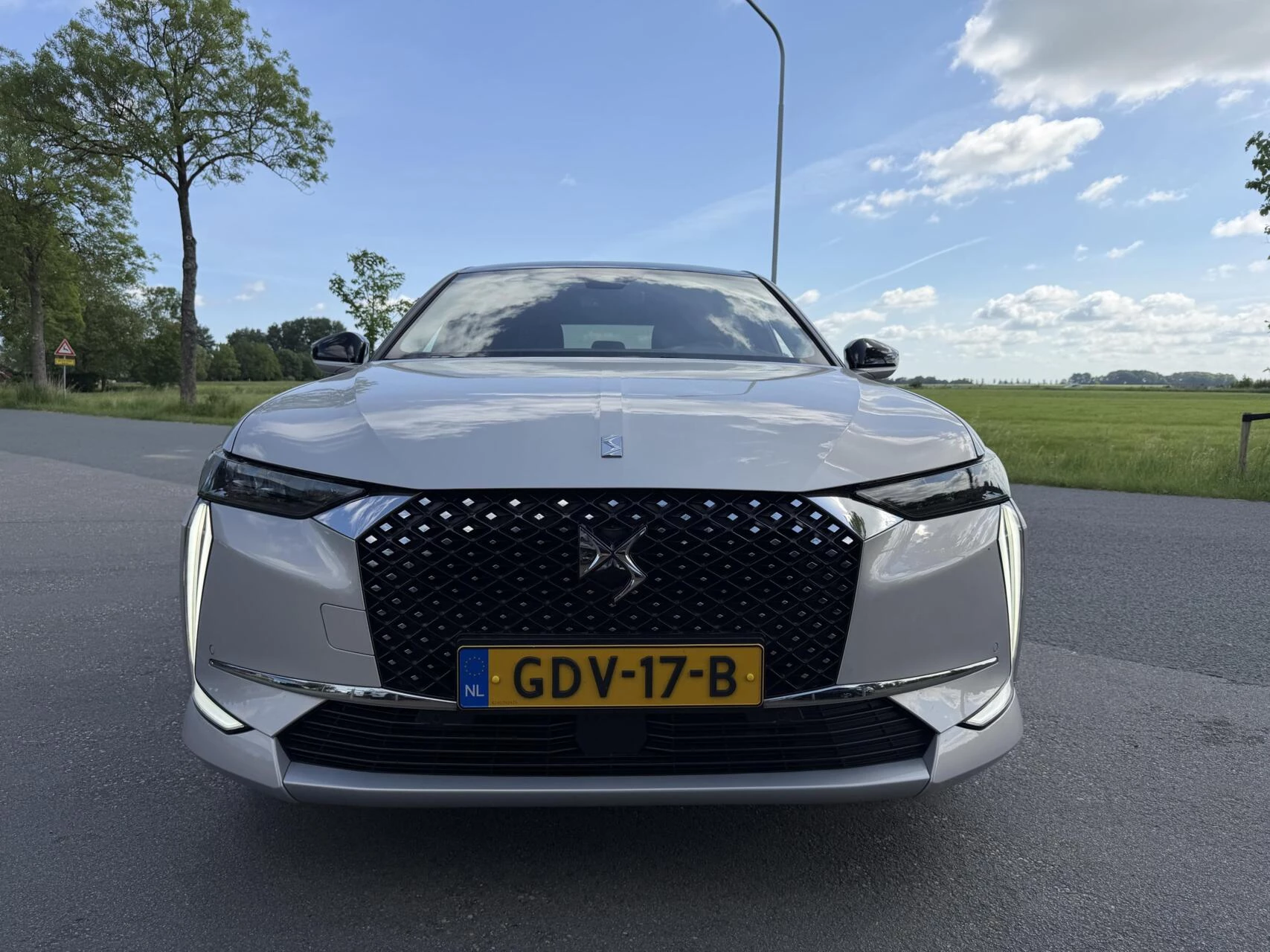 Hoofdafbeelding DS DS 4