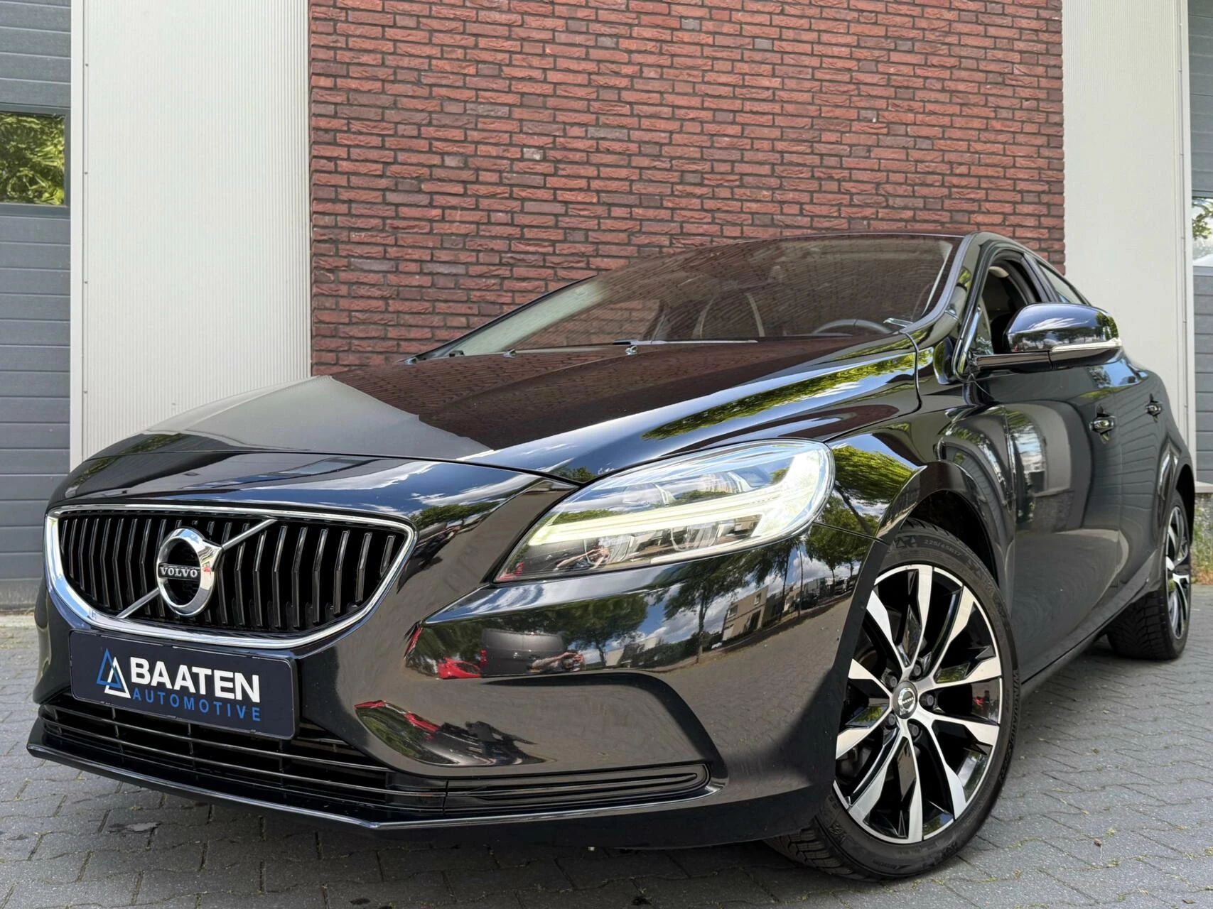 Hoofdafbeelding Volvo V40