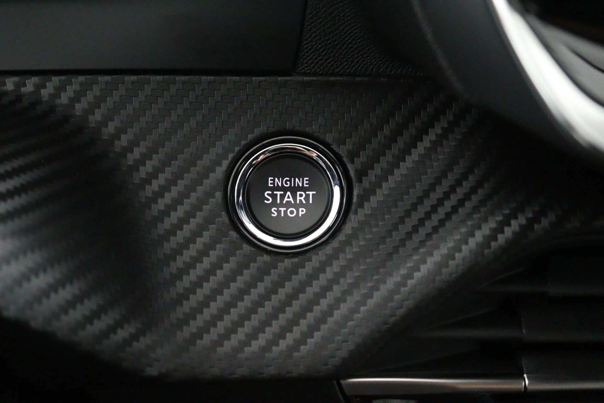 Hoofdafbeelding Peugeot e-2008