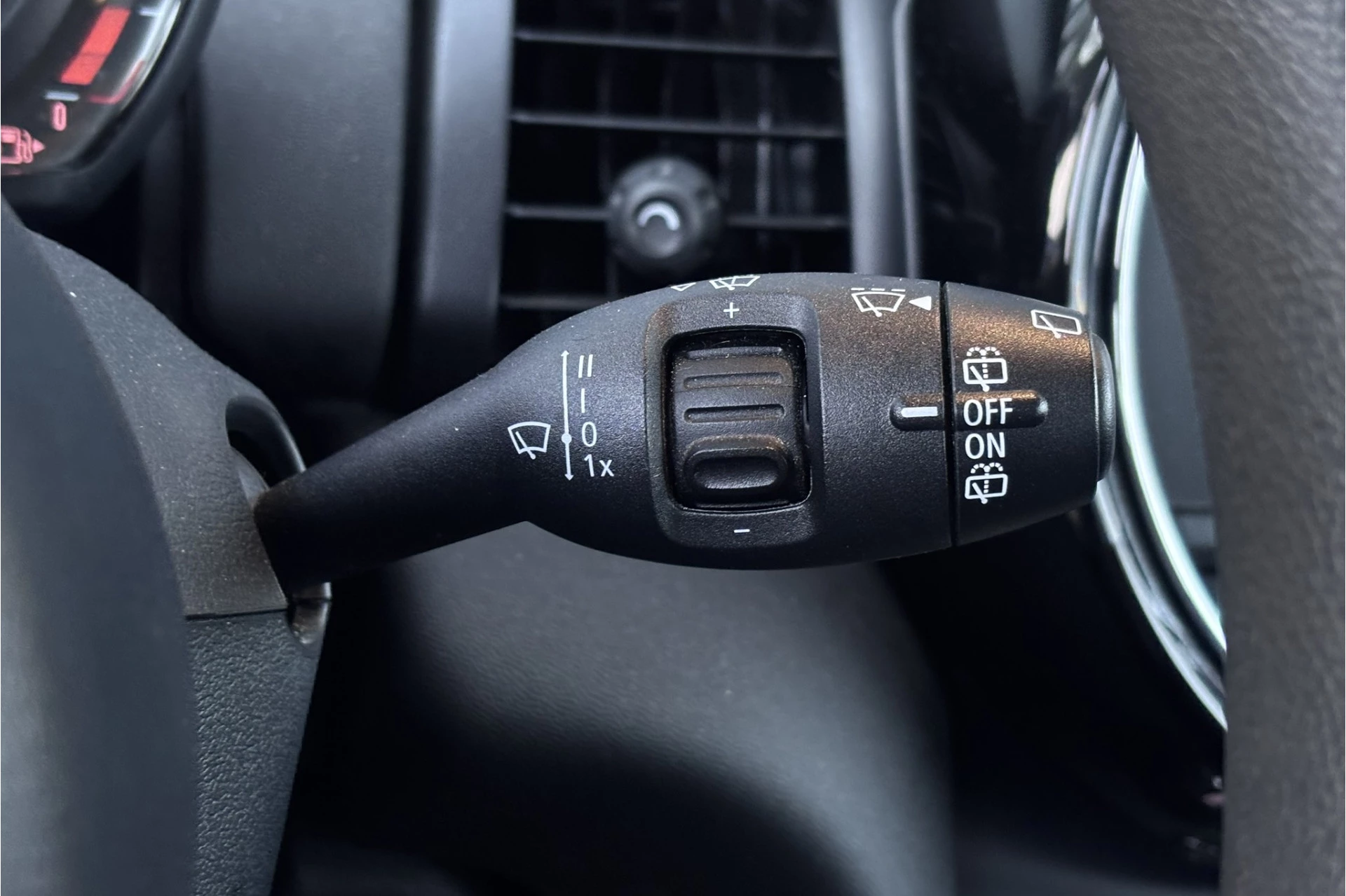 Hoofdafbeelding MINI One