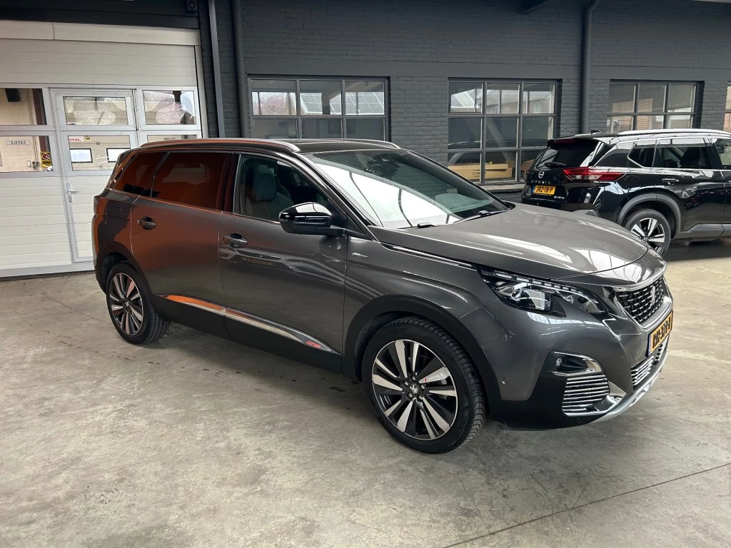 Hoofdafbeelding Peugeot 5008