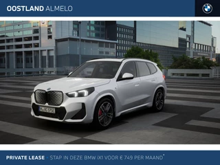 BMW iX1 eDrive20 M Sport / Panoramadak / Sportstoelen  / Adaptieve LED / M Adaptief onderstel / Comfort Access / Parking Assistant / Stuurverwarming