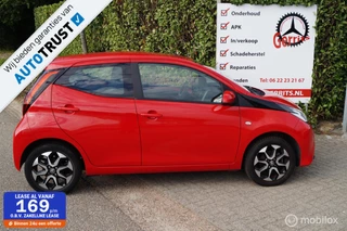Toyota Aygo 1.0 VVT-i x-joy met weinig km